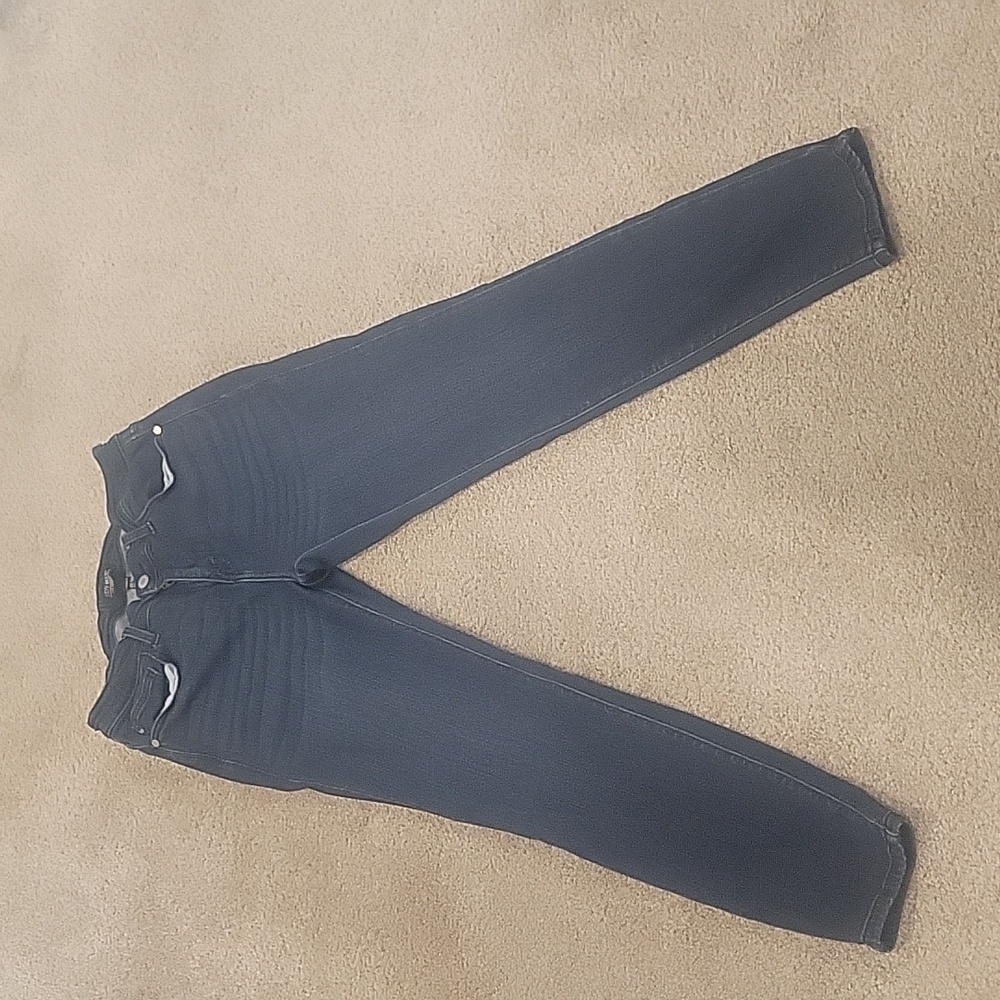 Judy Blue mid rise skinny jeans